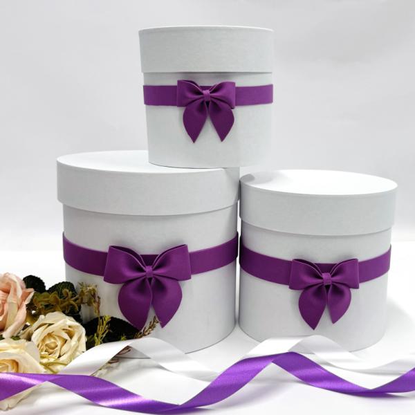 Коробки круглые Набор из 3х (13*13/16*16/18*18) с бантиком Белый