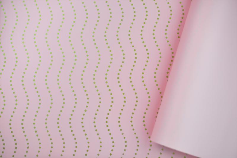 Пленка матовая двухст.с рисункомТочка волнацв.королевско-розовый/золото 58см*12м±5% 50мкр