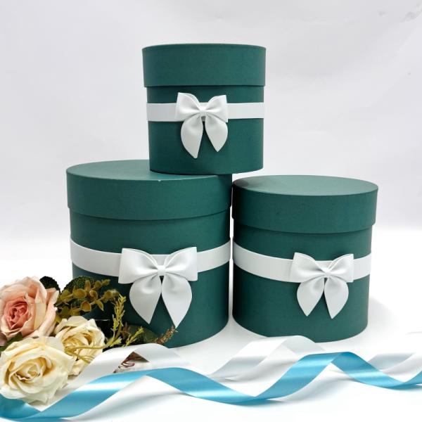 Коробки круглые Набор из 3х (13*13/16*16/18*18) с бантиком Зеленый