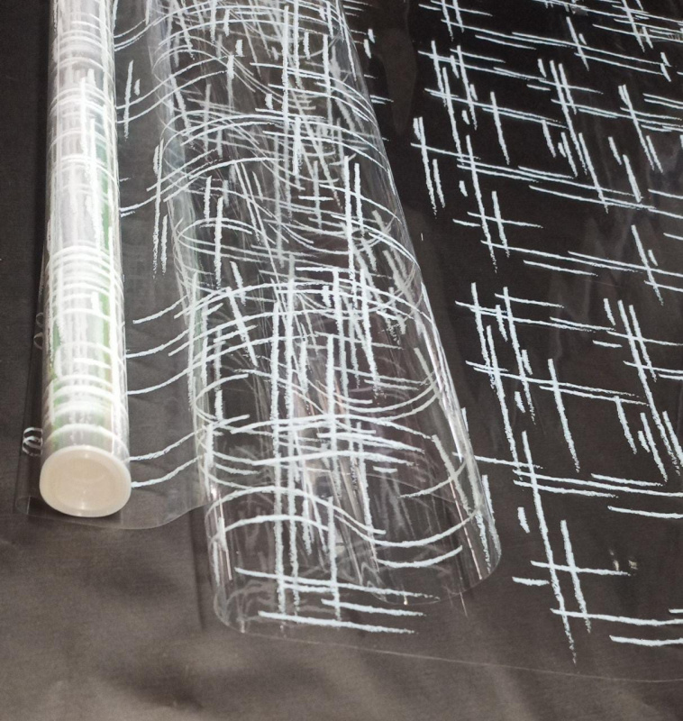 Пленка Штрихи белая 70см 200 гр ± 5%