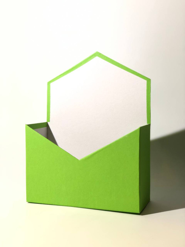 Конверт 180*240*70 из картона под композицию салатовый