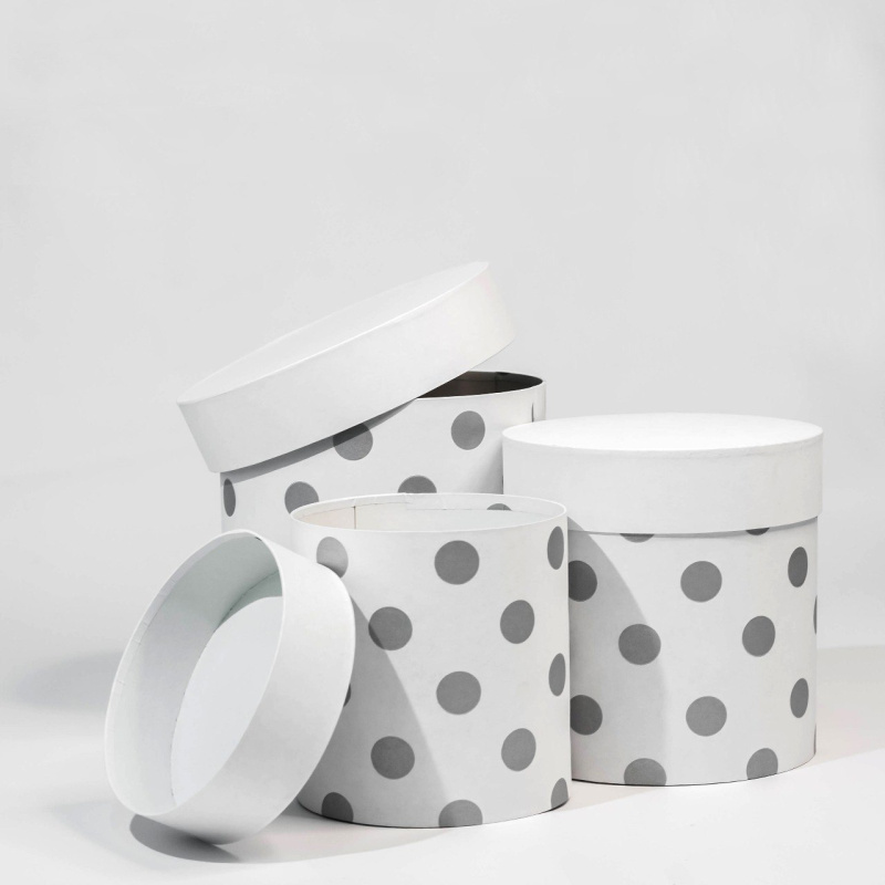 Набор коробок круглый из-3хГорох крупный белый(13*13/16*16/18*18)