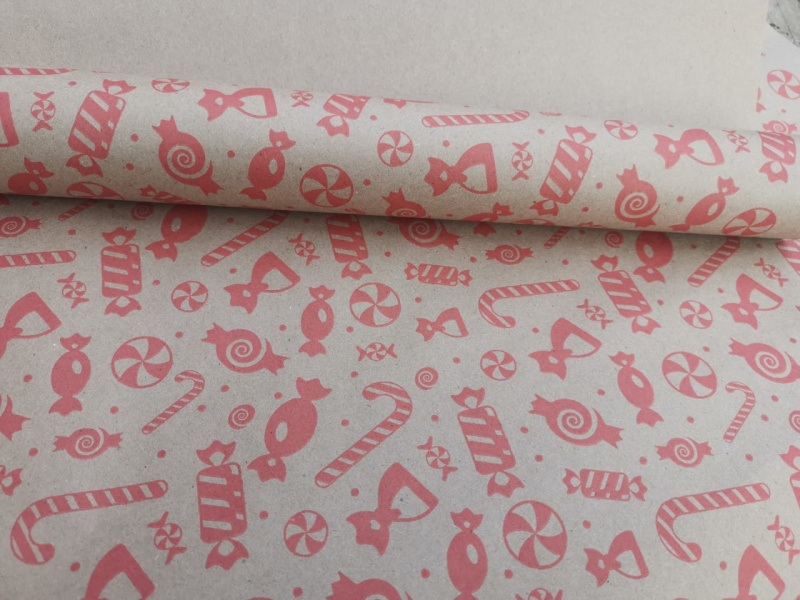 Упаковочная новогодняя бумага Леденцы красная 70см/60пл/10м