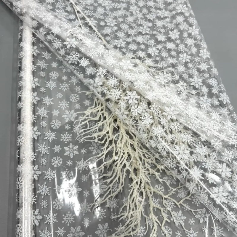 Пленка прозрачная Снежинка НГ белая 70см*200гр ± 5%