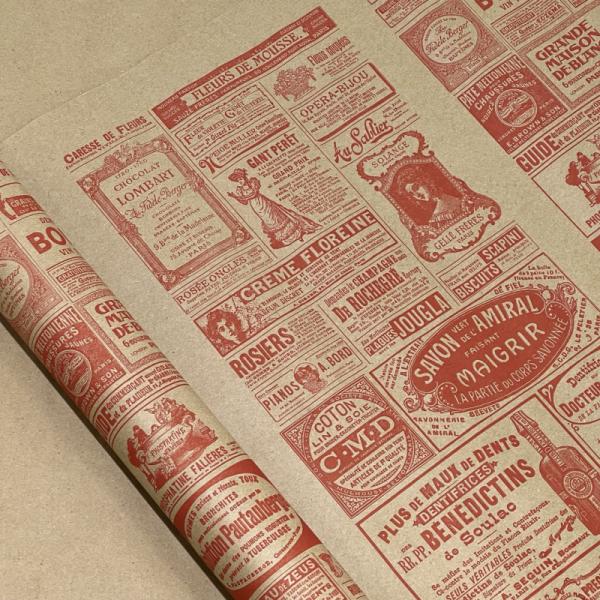 Крафт бумага Винтажная газета красная на коричневом фоне 70см/60гр/60мкр/10м± 5%