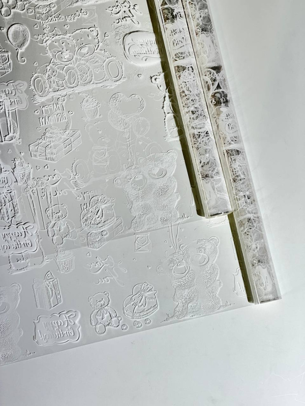 Пленка Мишки белая 70см*10ярд ± 5%