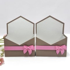 Конверт 180*240*70 с бантиком светло-коричневый