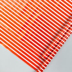 Пленка прозрачная двухцветная с рисунком Полоски бело-красная 70см*10ярд ± 5%