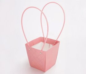 Пакет подарочный тисненый, 13*9.5*15.5 см пастельно-розовый