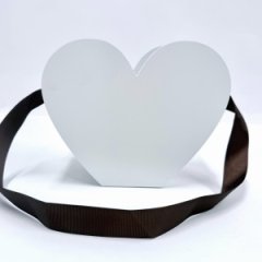 Кашпо сумка сердце  200*160*95 белый