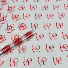 Пленка прозрачная LOVE красная 70см*200гр ± 5%