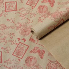 Крафт бумага глянц.вл. Европа Марки красный цв. на коричневом фоне 70 см* 8,5 м ±10 см