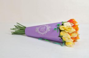 Конус для цветов You сиреневая