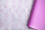 Пленка матовая двухст.с рисункомСердцецв.пурпурное утро 58см*12м±5% 50мкр