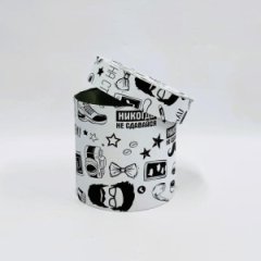 Коробка круглая 18*18 На стиле рисунок черный на белом