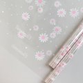 Пленка прозрачная двухцветная с рисунком Ромашка бело-розовая 70см*200гр ± 5%